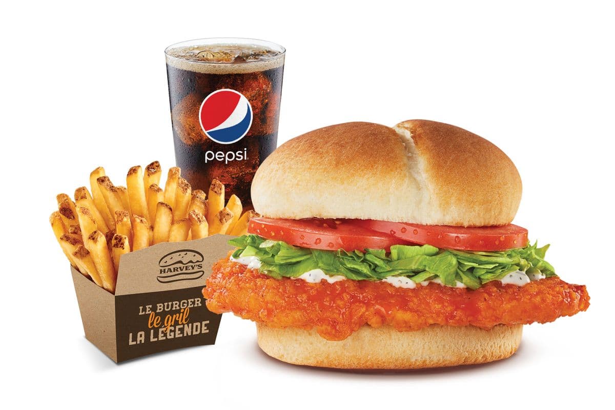 Trio Sandwich au poulet Buffalo / Buffalo Chicken Sandwich Combo