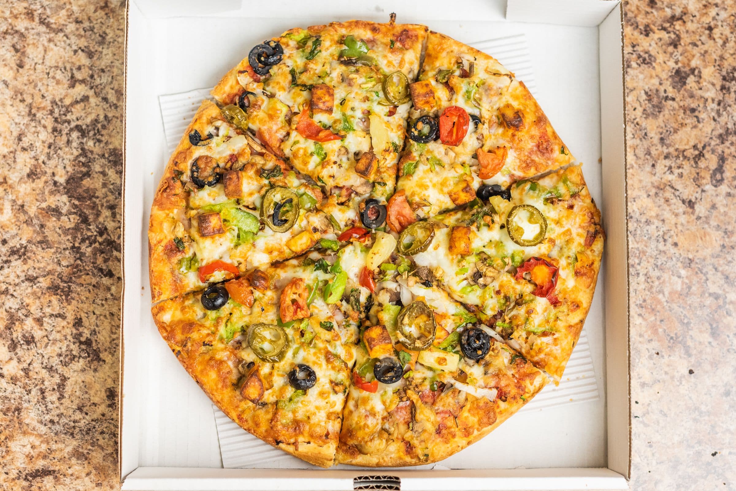14" Large Vegetarian Pizza
