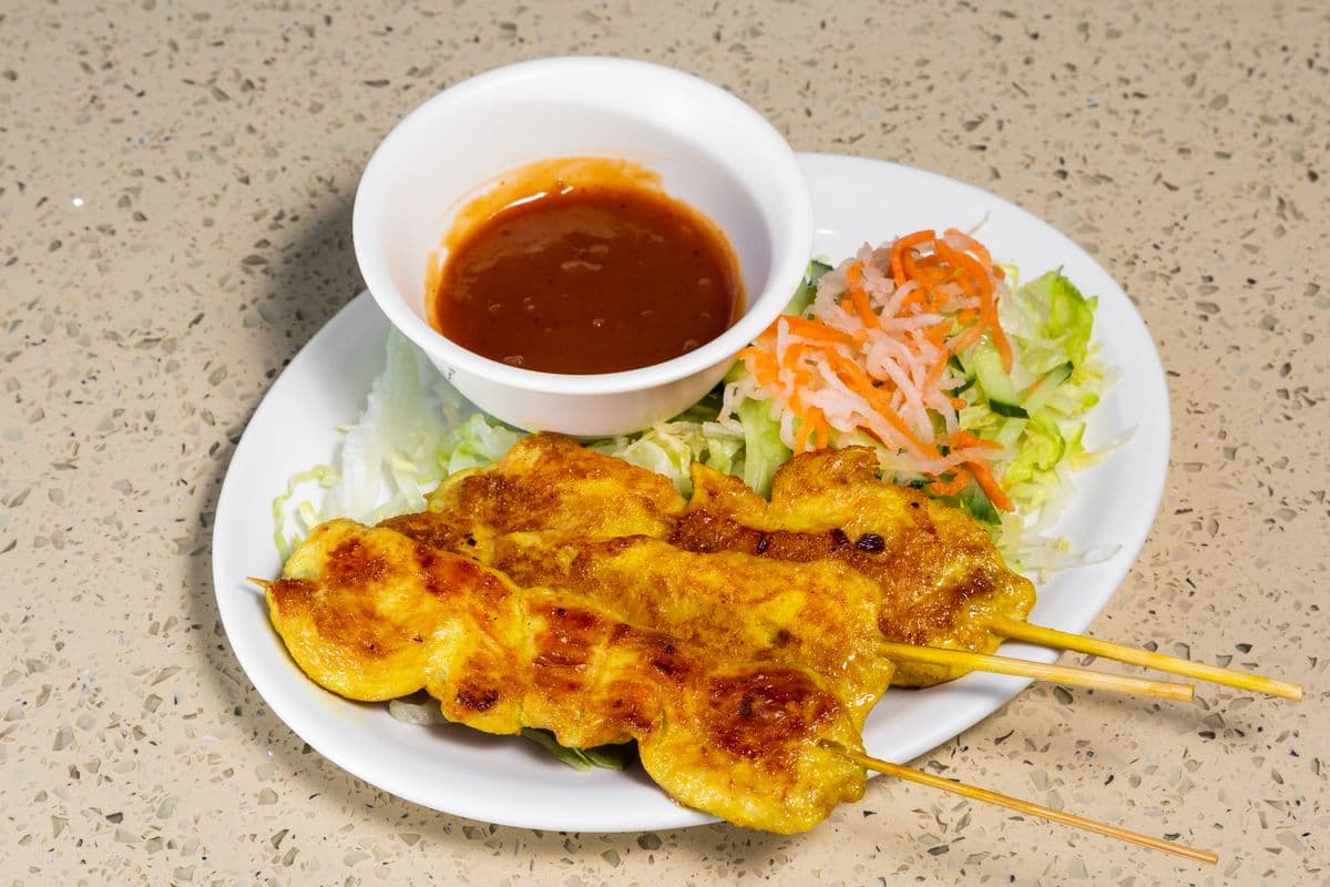 6. Thai Chicken Satay - Ga Nuong Muoi Ot - Kieu Thai Lan (3 pcs)
