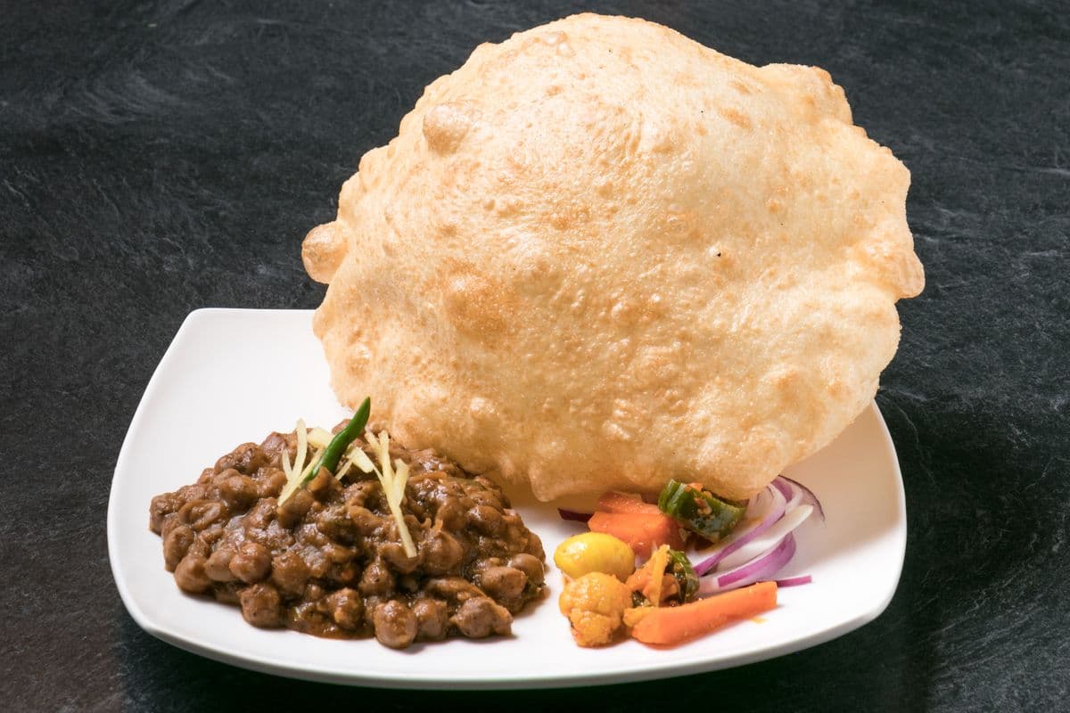 Amritsari Chole Bhature