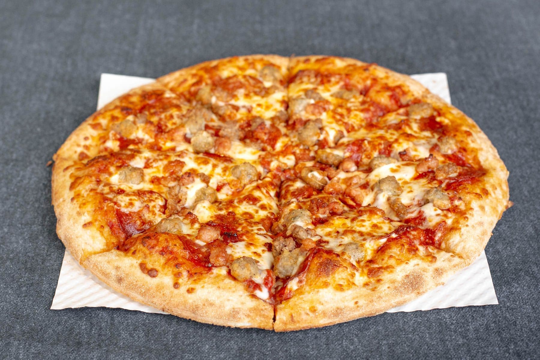 Medium Hardy Meat Lover Pizza
