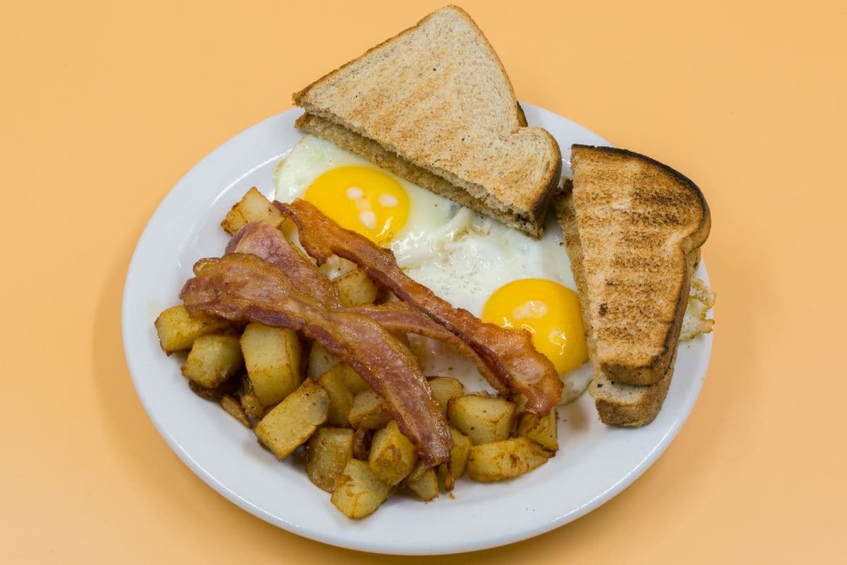 Bacon with Eggs (2 pcs), Home Fries, and Toast