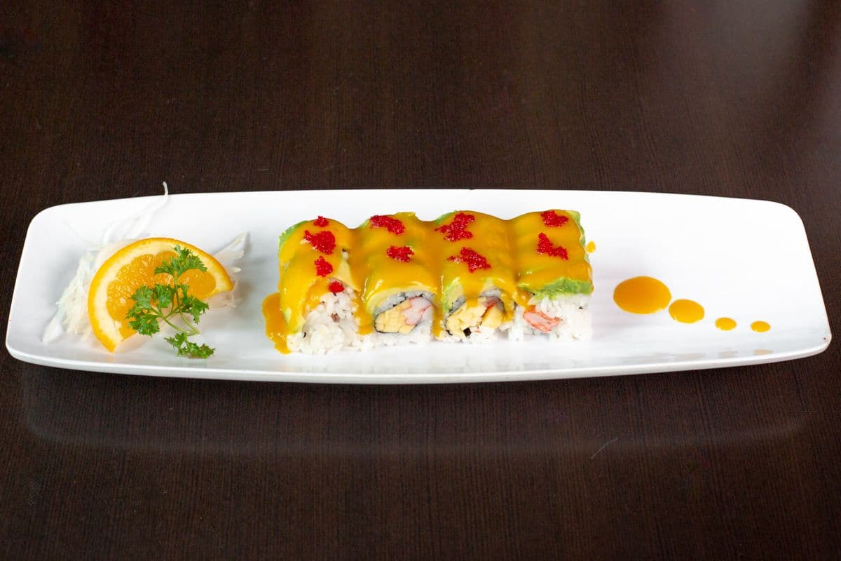 234. Roses Roll (8 pcs)