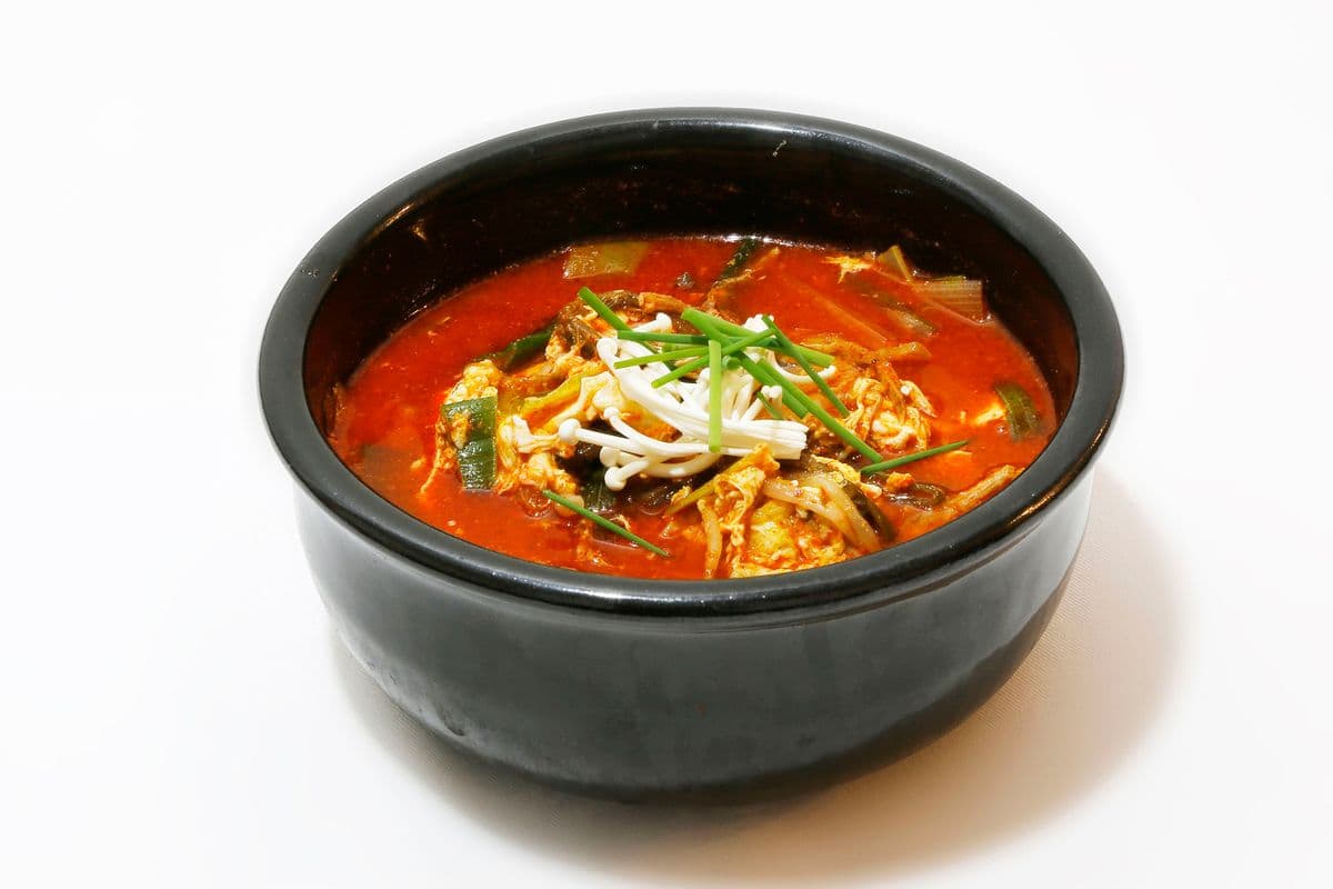 Spicy Beef Soup (Yuk Gae Jang)