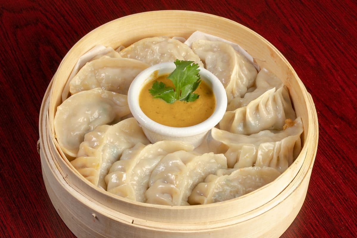 Chicken Mo Mo (10 pc)