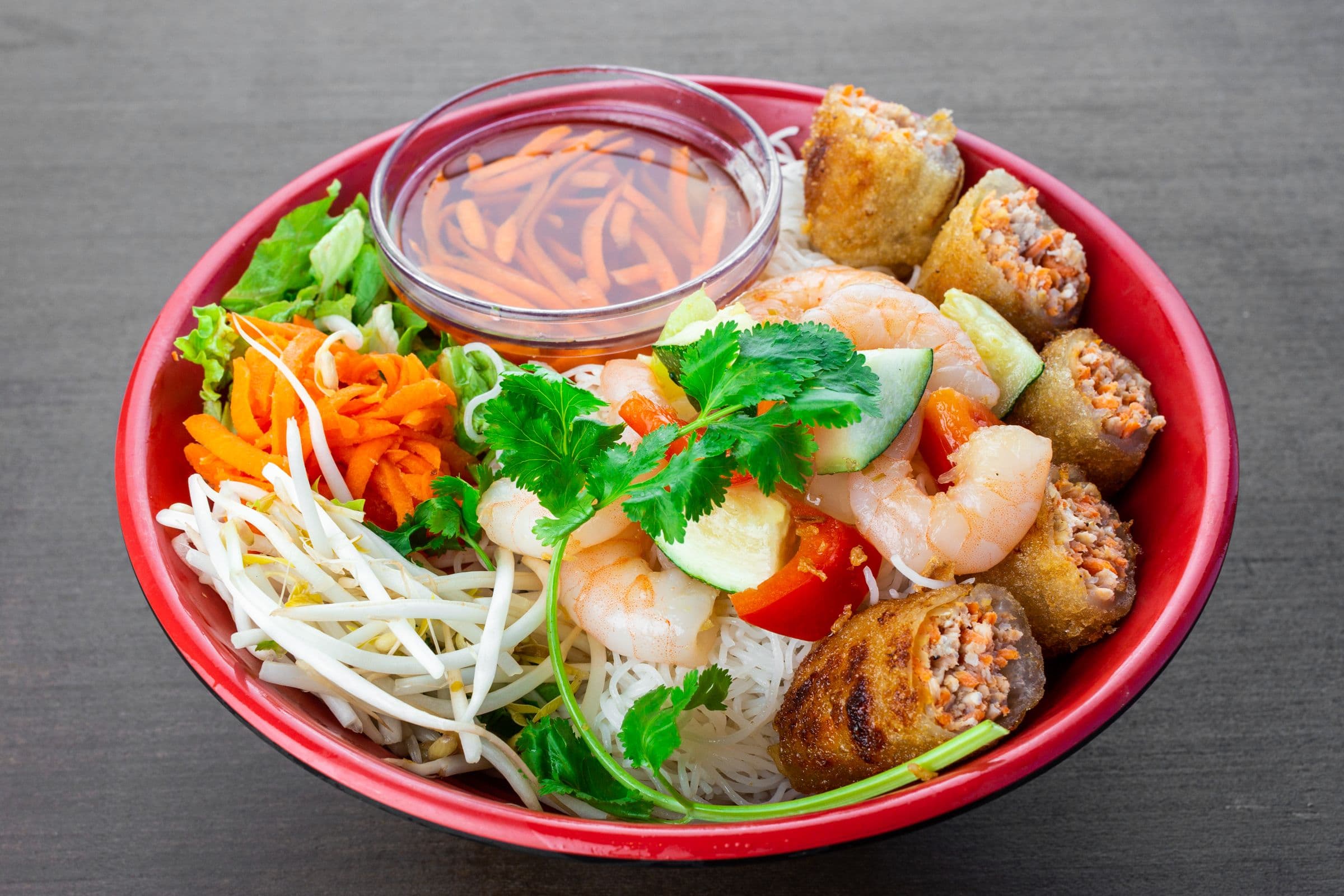 6d. Lemongrass Prawn Vermicelli with Spring Roll