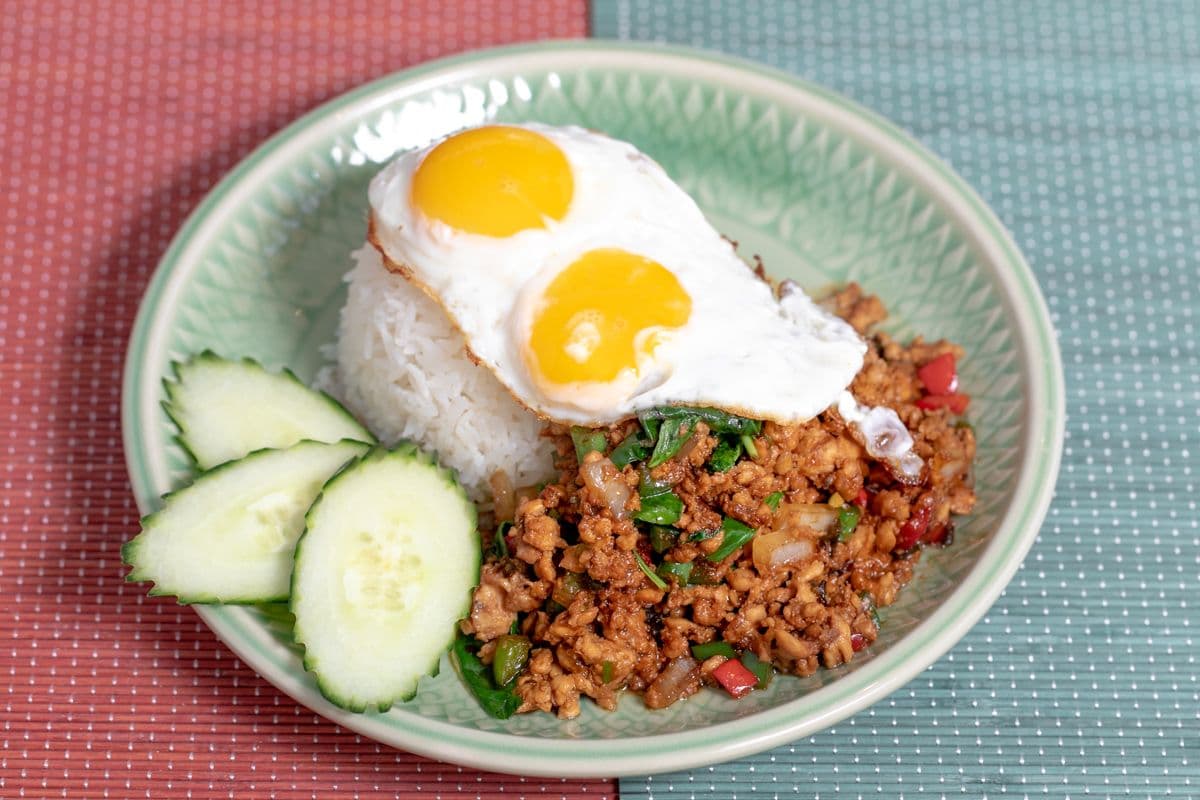 4. Basil Chicken, Tofu or Beef with Steamed Rice Lunch Special
