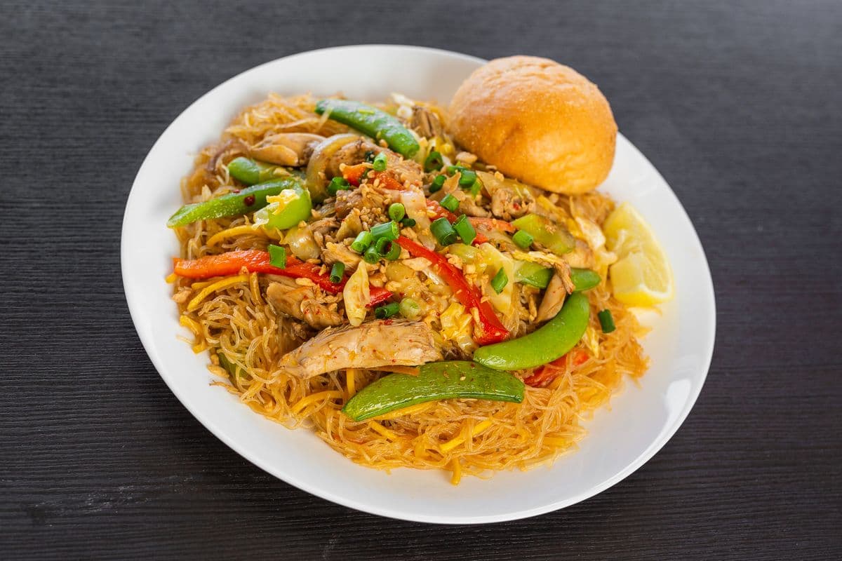 Chicken, Vegetables, and Pancit