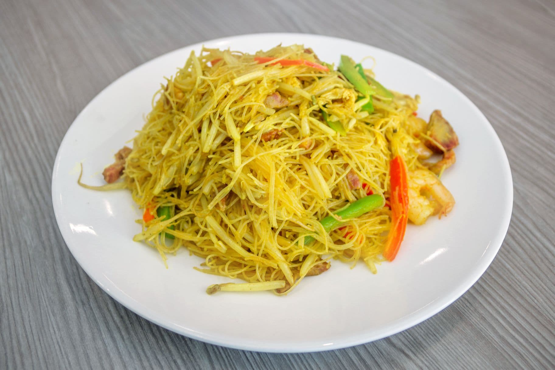 106. Singapore Fried Rice Noodles 星洲炒米