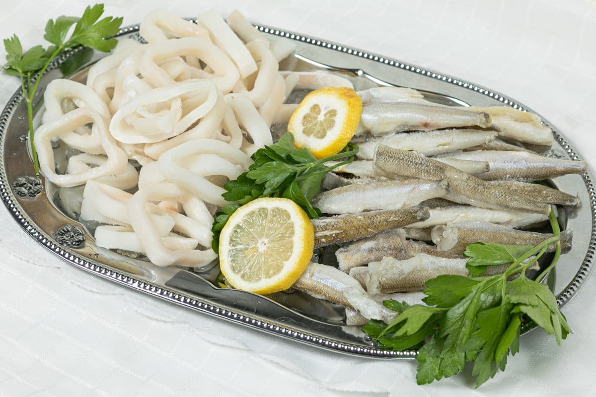 11. Fried Calamari Rings (1 lb)
