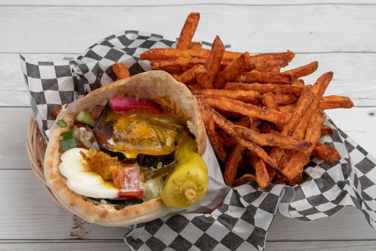 Pita au Sabich / Sabich Pita COMBO