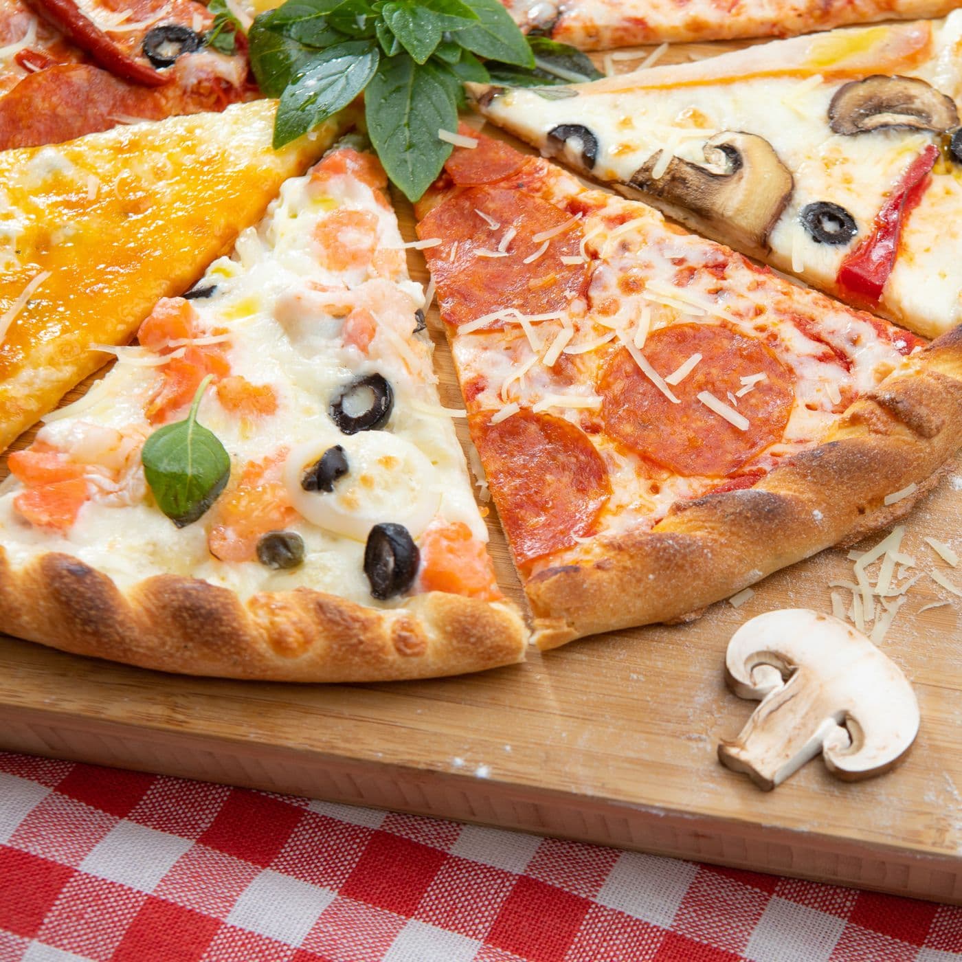 Crispy Slice Pizza and Wings