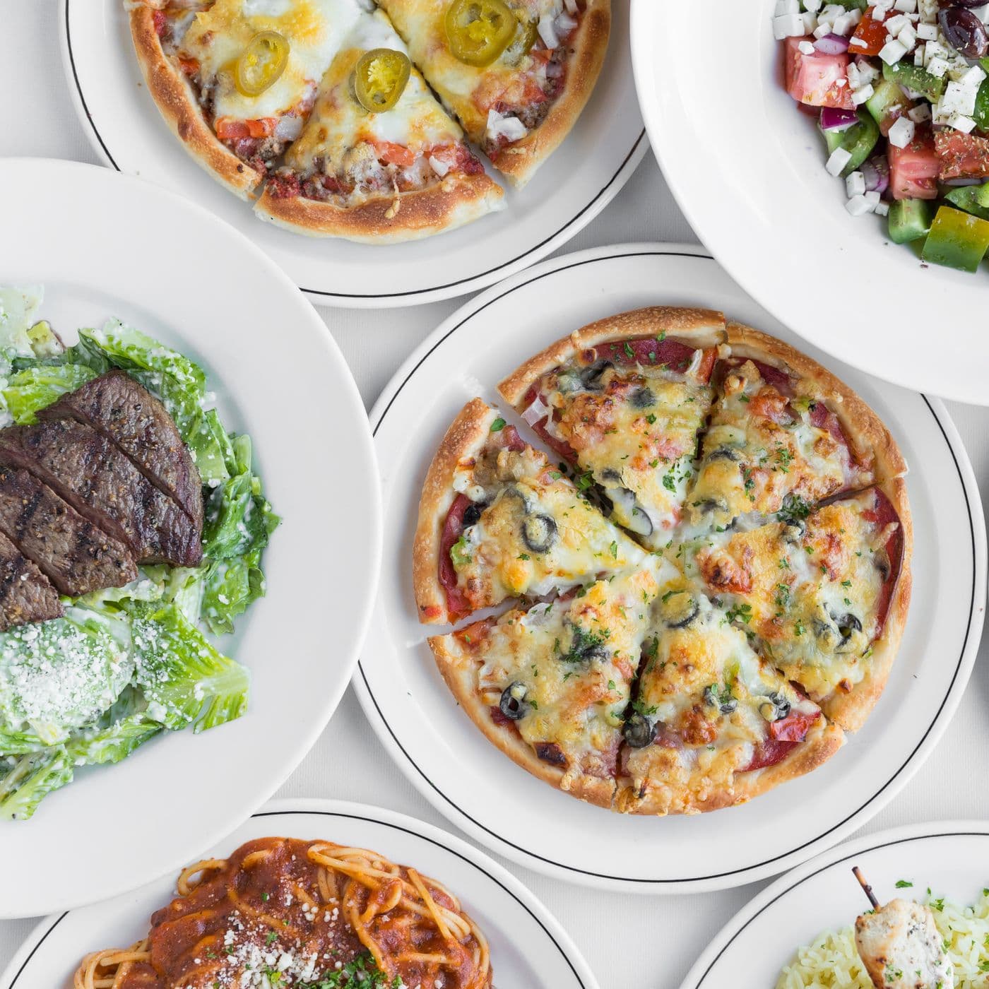 Gusto's Restaurant & Lounge