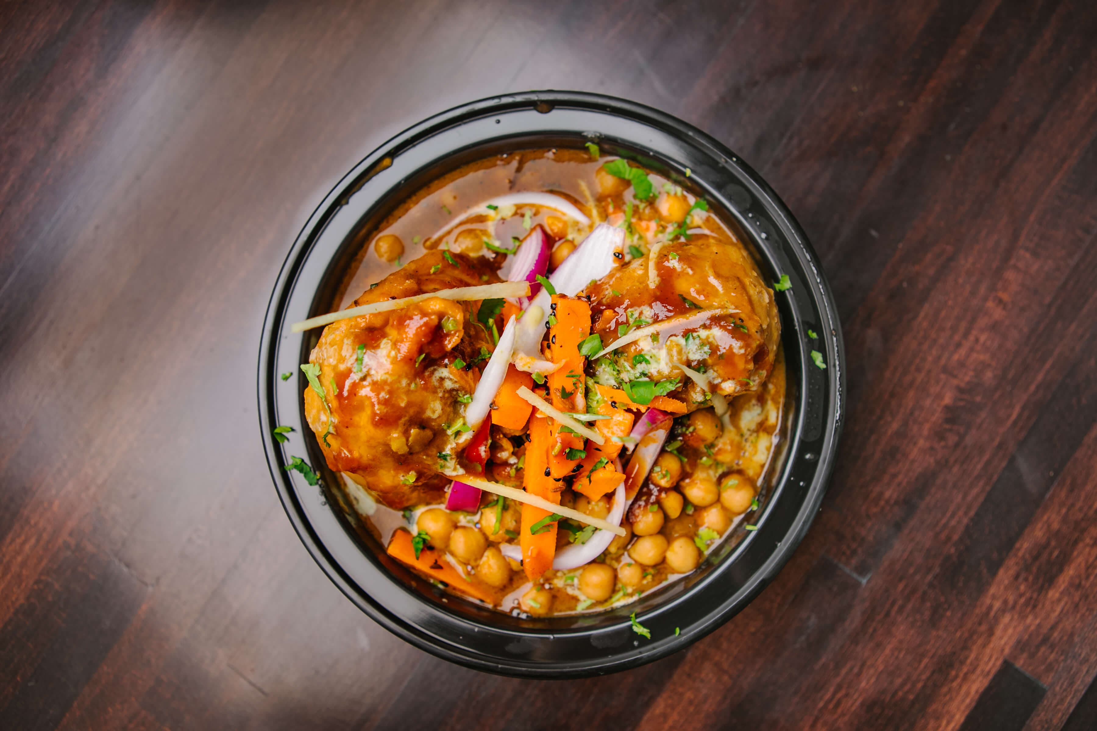 Vegetarian Samosa Chaat (Vegetarian)