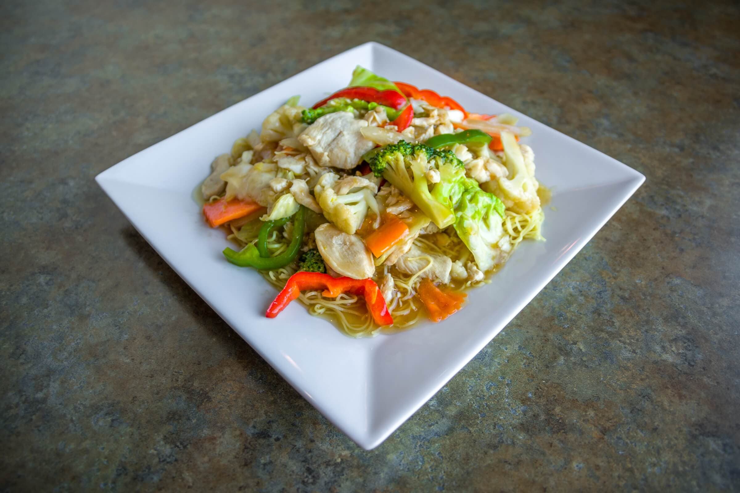 75. Vegetables Stir Fry on Steamed or Crispy Egg Noodle